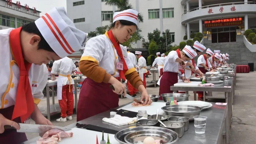 广东省公务员考试报考指南