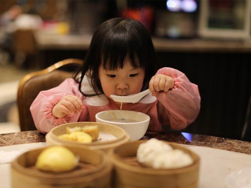 八个月宝宝营养饮食指南，宝宝应该吃啥？