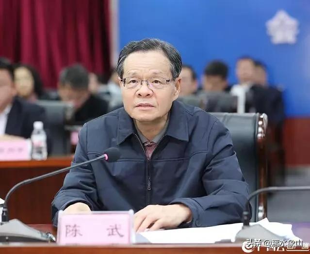 广东省肺炎疫情防控，坚决打赢疫情防控阻击战