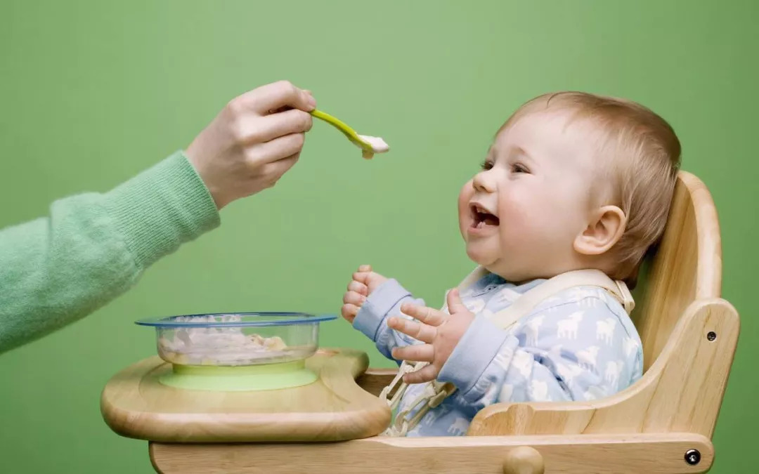 七个月宝宝能吃橙子吗？关于婴儿辅食添加的探讨